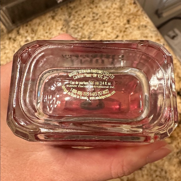 Emily in Paris Michel Germain fragrance 3.4 FL OZ pink new - Picture 3 of 3